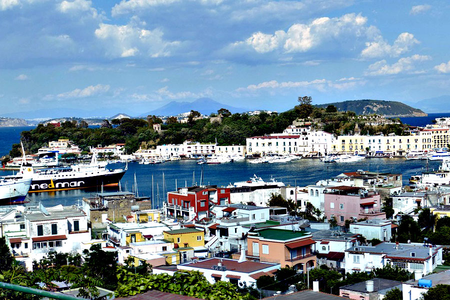 isola Ischia