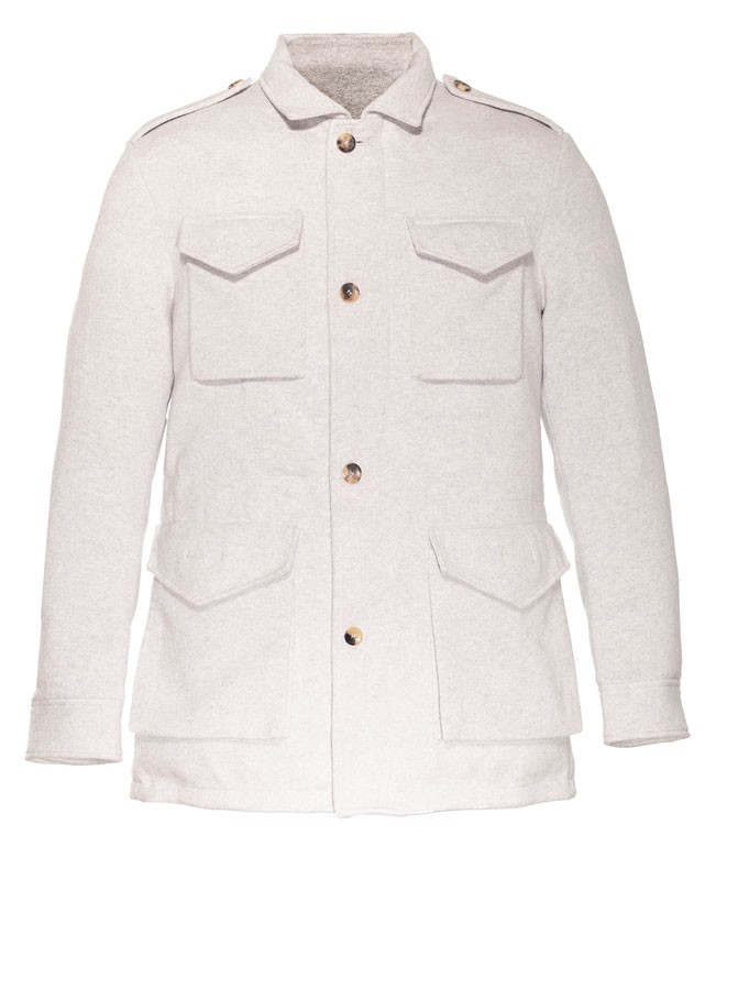 Scopri la Field Jacket di SVEVO in cashmere con interno in piume d'oca, perfetta per l'uomo elegante. Prezzo: €3.240.